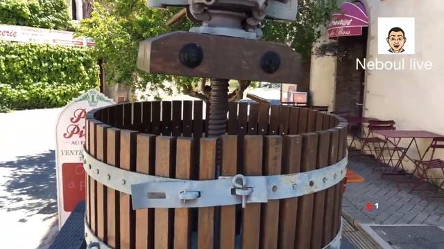 Live : Welcome to the village of Plan-de-la-Tour смотреть онлайн