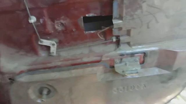 Volvo (вольва)440GLT 1989г.в хэтчбек, как разобрать заднюю дверь! Достать стекло. смотреть онлайн