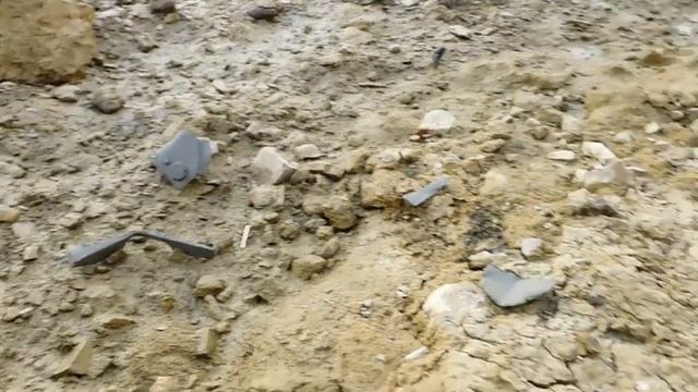 мощный бабах зазнобы FV304 из пластилина в каньоне смотреть онлайн