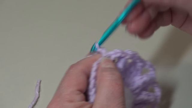 Simple Daisy Granny Square - Crochet Tutorial - FREE PATTERN смотреть онлайн