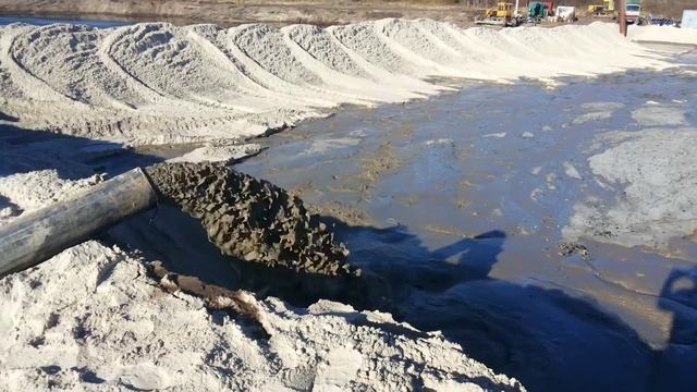 Добыча песка земснарядом с погружным насосом Dragflow/Dredge Dragflow смотреть онлайн