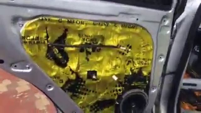 Установка виброизоляции ради долгожданного конечного результата - тишины в салоне КИА Спортейдж смотреть онлайн