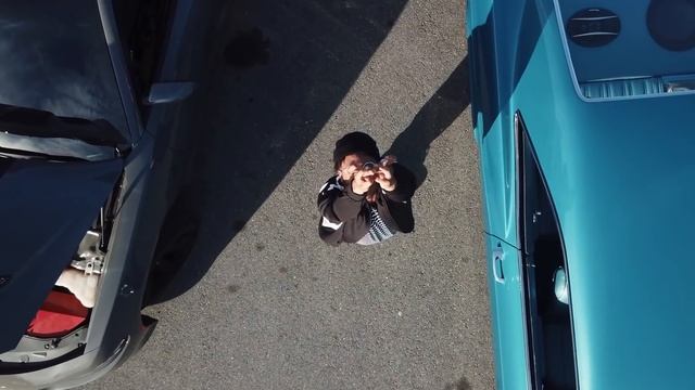 Era (Finger Circus) on a trip with iPhone 8 + DJI Osmo Mobile 2 | YAK Films x Twice Baked Music смотреть онлайн