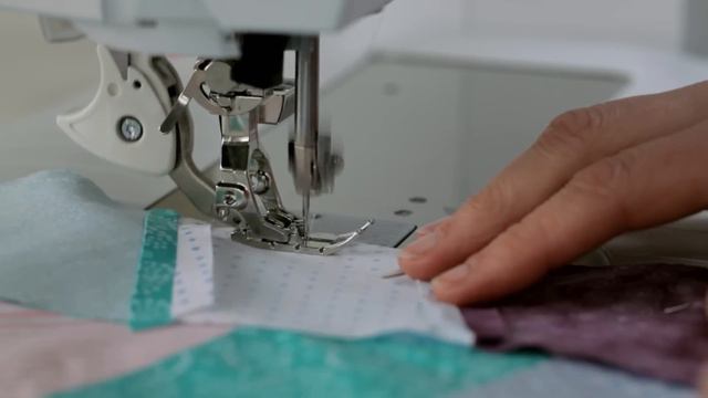 Tutorial on the BERNINA 740 and 770 QE: Sewing with Dual Feed смотреть онлайн