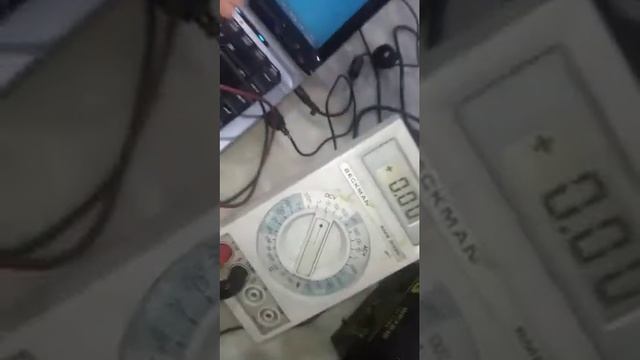 Multímetro Beckman rms3030 teste Ac dc смотреть онлайн