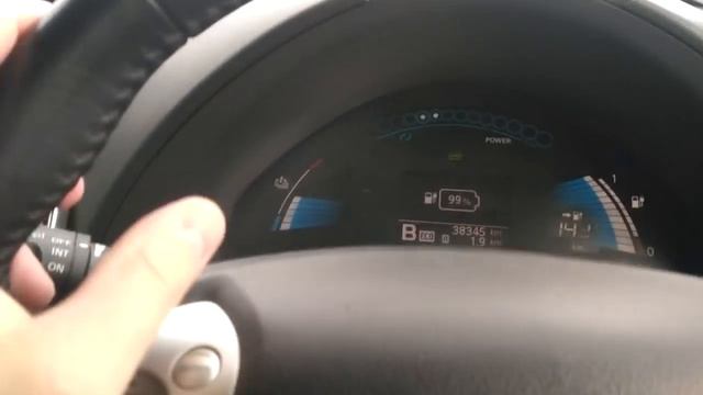 Nissan Leaf 30 кВт. На электрическом Ниссан в деревню туда и обратно..mp4 смотреть онлайн