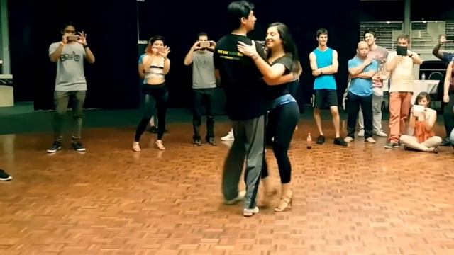Dominican Bachata Explained And Demo - Juan & Shade