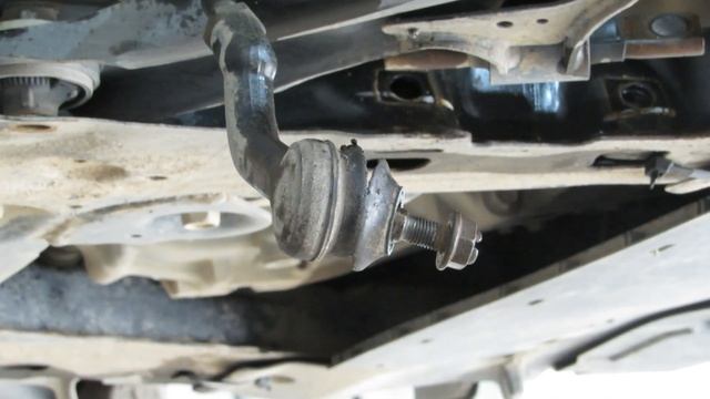 Nissan Qashqai 2 lower control arms (wishbone) remove and install смотреть онлайн