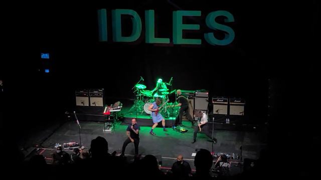 IDLES - Mr. Motivator (Riviera 10-8-21) смотреть онлайн