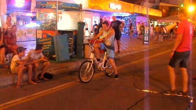 Drunk Bike смотреть онлайн