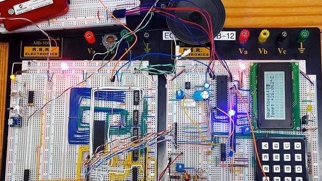 Heartbeat with LCD Interface смотреть онлайн