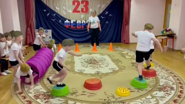 23 февраля средняя группа