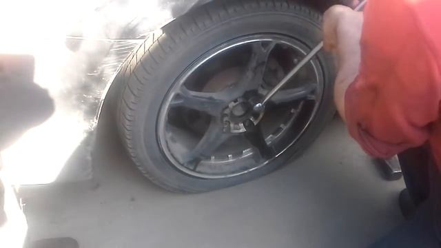 Открутил круглую гаику специальной головкои легко и просто ( экстрактор гаек ) 9TD403 -17M смотреть онлайн