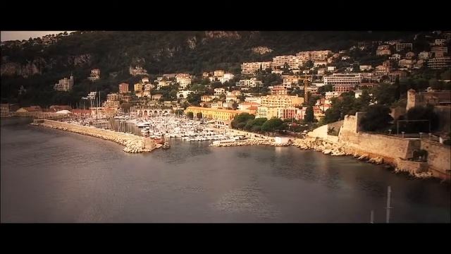 Лазурный берег (LA COTE D'AZUR) смотреть онлайн
