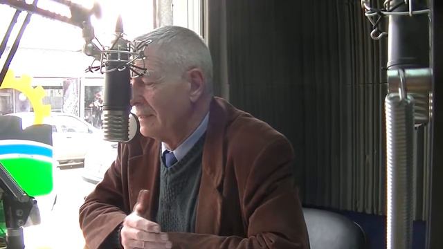Entrevista al Dr. Carlos Mateu secretario de Salud del Municipio de Gral. Rodríguez смотреть онлайн