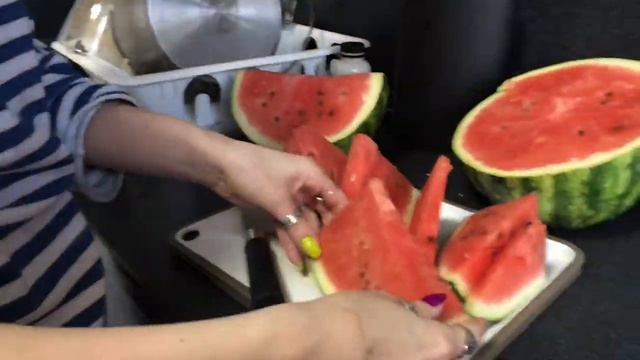 Можно ли крысам арбуз? смотреть онлайн