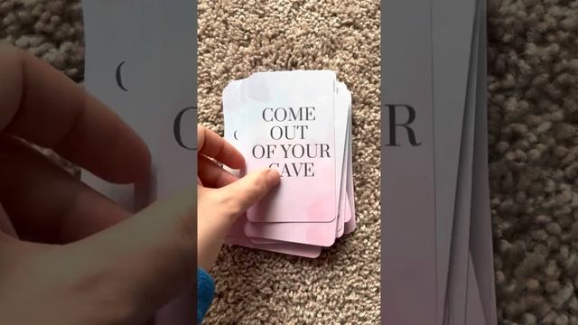 Micah Magic Oracle — flip through смотреть онлайн