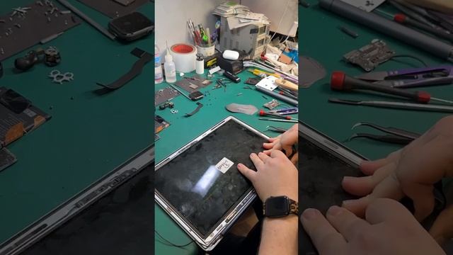 MacBook Air волшебный палец или тайна полосатой матрицы! смотреть онлайн