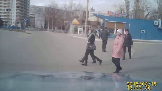 нужно пропускать пешеходов!!! смотреть онлайн