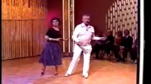 Учимся танцевать диско