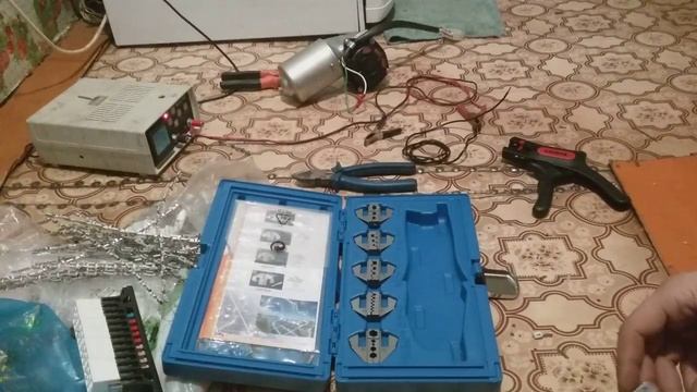 клещи Licota Acp-10001 и снятие изоляции Licota AET-0124