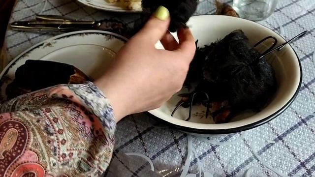 Горячее копчение.Мясо курицы делаю на скорую первый раз.Безподобно.... смотреть онлайн