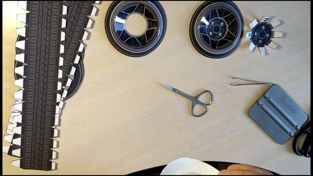 Таймлапс сборки колес авторства Алексея Киржаева (паблик Lada Paper Custom & Classic) смотреть онлайн