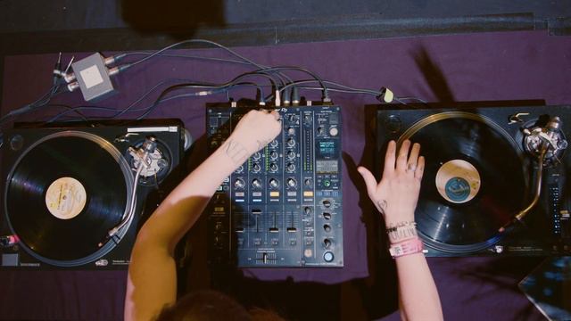 The Art of DJing: Octo Octa - Reintroducing vinyl records creatively смотреть онлайн