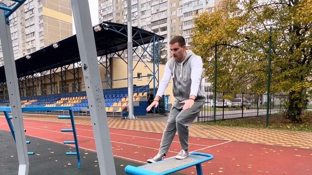 Программа тренировок на турниках и брусьях.КОМБИНАЦИИ смотреть онлайн