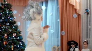 Снежная королева. Постановка сюжета на новогоднем утреннике.
