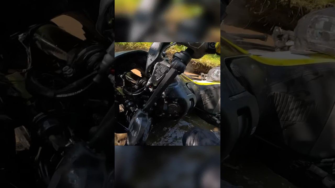 Я упал в лужу! Husqvarna Norden 901 #мото #shorts смотреть онлайн