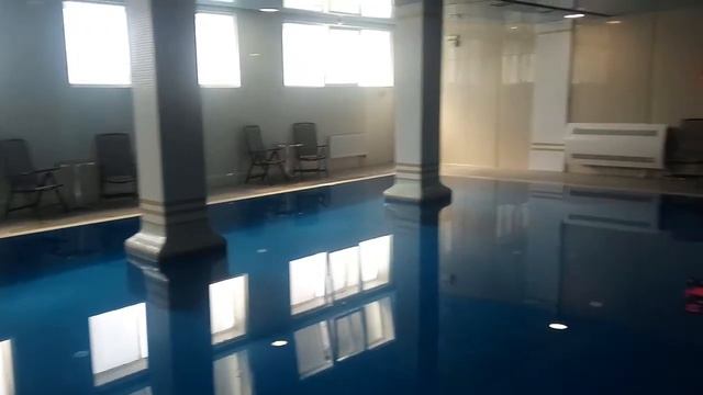 Три сини та донька 4 звёзды. СПА центр. смотреть онлайн