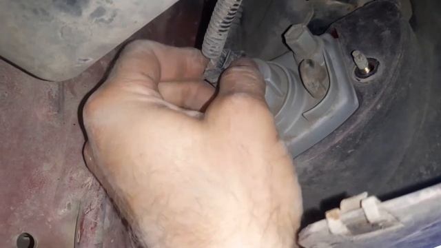 замена лампочки в ПТФ ,шевролет реззо. смотреть онлайн