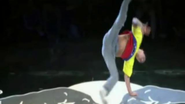 DJ DEF CUT - BATTLE ZONE 2000 (ELECTRO REMIX) (Red Bull BC One 2008) смотреть онлайн