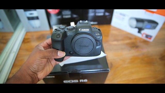 Canon EOS R6 Unboxing & First Look