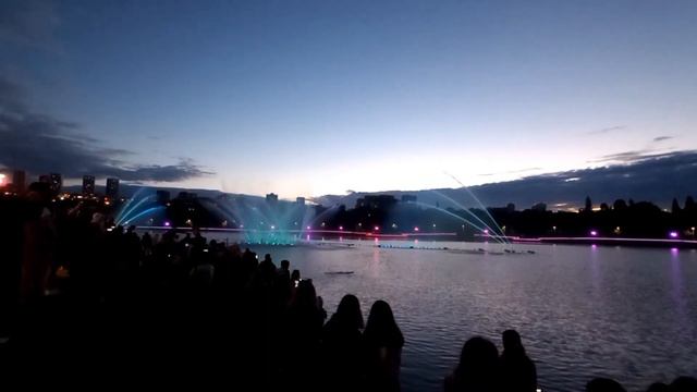 поющий фонтан- ночь, кашкадан уфа смотреть онлайн