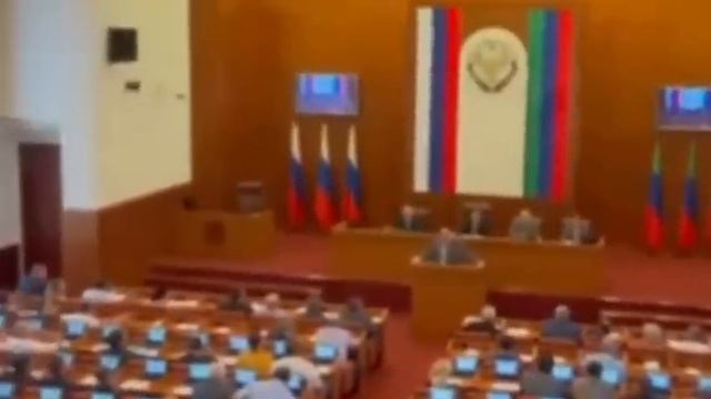 Дагестан, Чечню и Ингушетию ОБЪЕДИНИТЬ могут - считает депутат. Меликов гарантирует статус-кво смотреть онлайн
