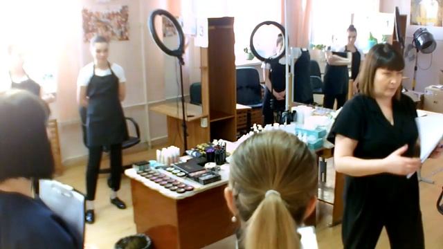 Прямая трансляция WorldSkills Russia VII Региональный чемпионат "Визаж и стилистика". День 1 смотреть онлайн