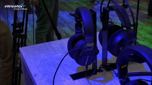 Pioneer Toraiz SP-16, DM-40 und HRM-6 - Elevator Musikmesse 2016 (deutsch) смотреть онлайн