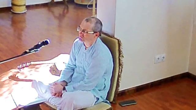 Шр.Б.10.6.42. Лочан дас Тхакур дас 2022.05.10. смотреть онлайн