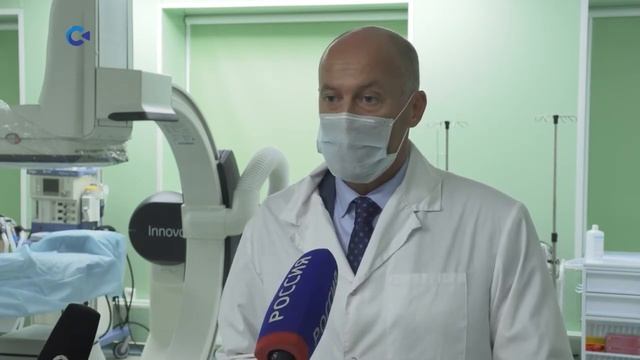 Республиканскую больницу им. Баранова посетил и.о Министра здравоохранения России Виктор Фисенко смотреть онлайн