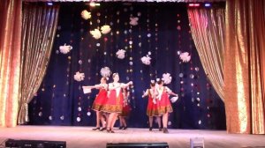 Танец "Я на печке молотила"