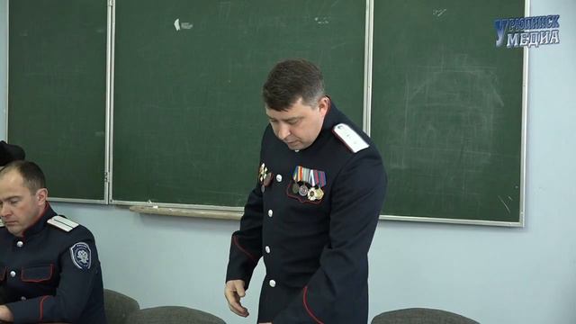 Внеочередной круг смотреть онлайн