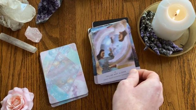 The Starseed Oracle Deck Unboxing and Flipthough смотреть онлайн