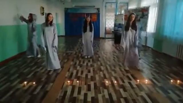 "Танец со свечами", посвященный празднику День Победы. смотреть онлайн