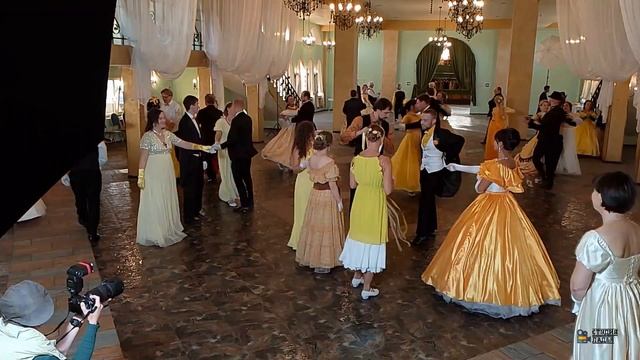 Бальная игра с лентами. Бал Солнце в Лимонной Роще смотреть онлайн