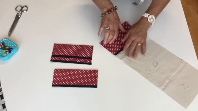 Coudre une petite pochette _Tuto couture Madalena смотреть онлайн