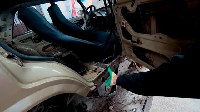 Ремонт порогов и днище на " ЖИГЕ " смотреть онлайн
