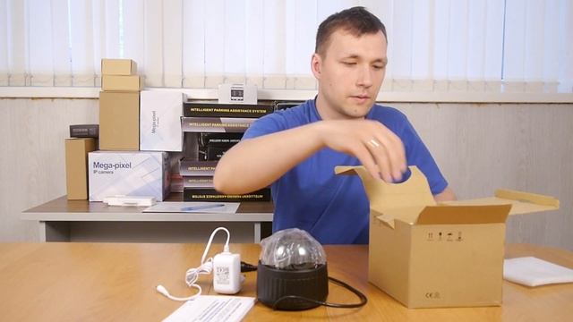 Комплектация поворотная Wi-Fi IP-камера «Link-D73W-8G» смотреть онлайн