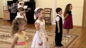 8 Марта Песня "Ах, какая мамочка"(под.гр)Коломна детский сад 15 "Светлячок"